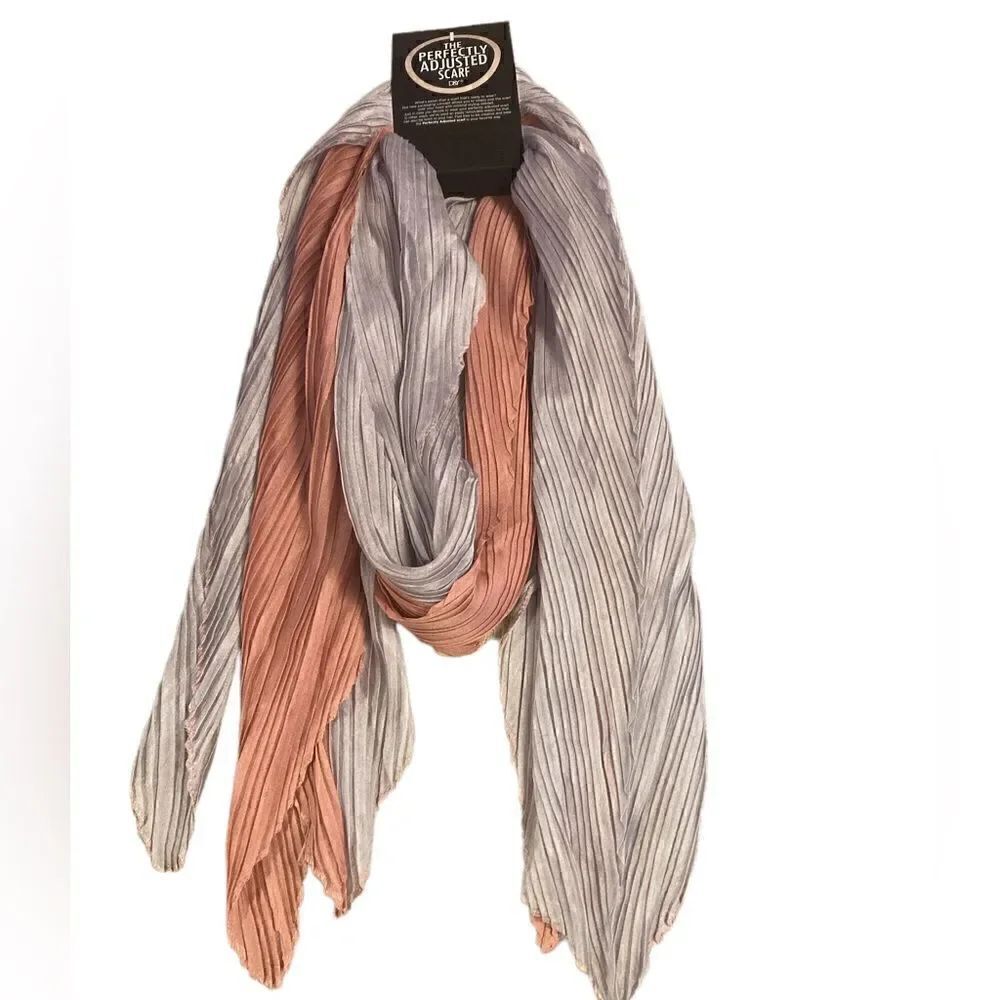 The perfectly adjusted Scarf